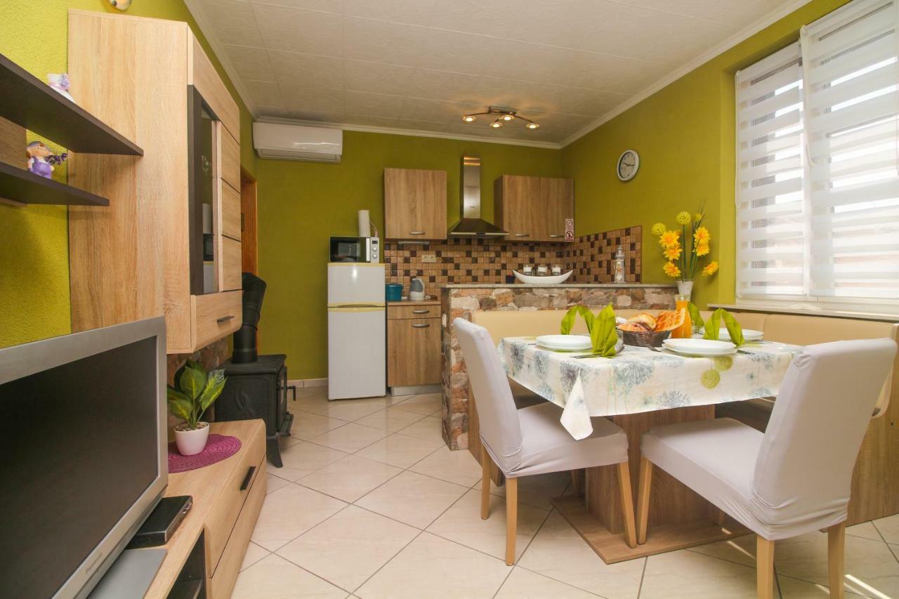 Apartmani Galesic Šibenik Esterno foto